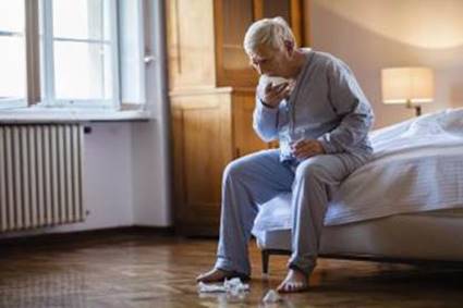 cómo afecta el moho a ancianos